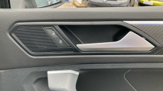 Volkswagen Tiguan 2.0 TDI R-Line 5dr DSG Diesel Estate